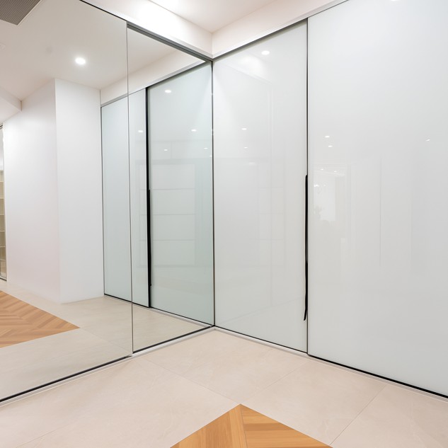 Sliding Wardrobes: Designs, Doors and Storage Ideas